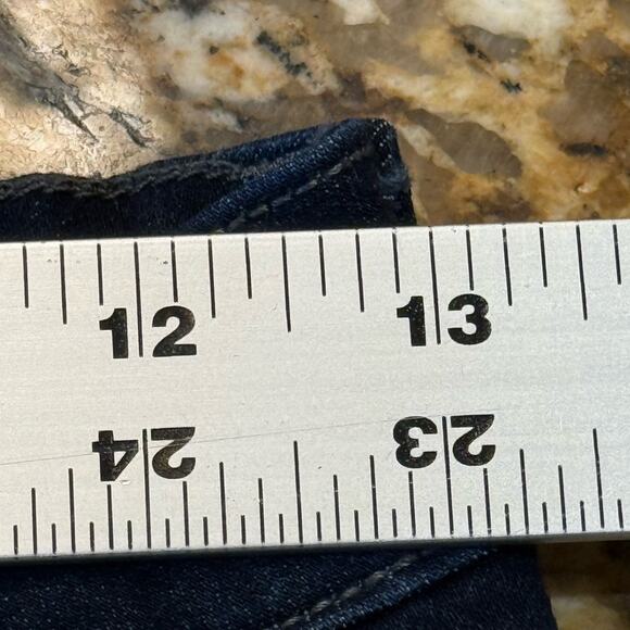 KanCan Women’s Size 5 Skinny Jeans with Zip Ankles and Raw Edge Hem - Picture 8 of 8